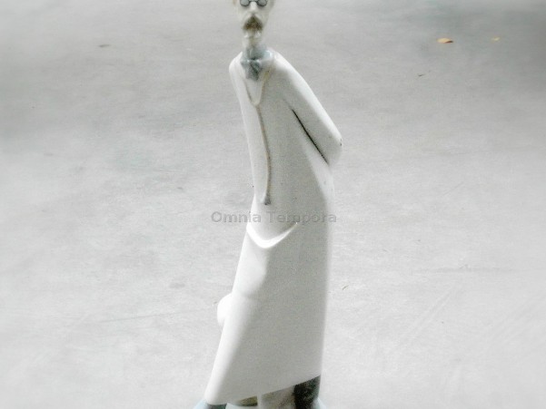 Statua In Ceramica Invetriata Lladro (Spagna) - Dimensione cm 36X14X11