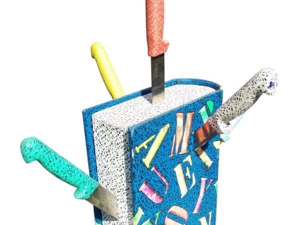 Stefano Balsano - scultura polimaterica - la morte del libro - misura fuori tutto cm. 56x53x39