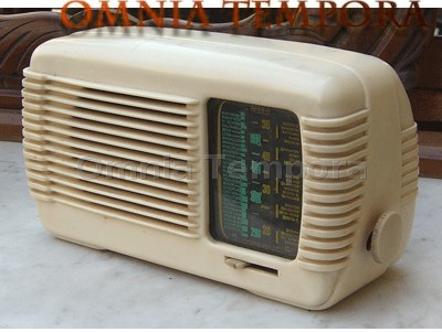 Radio Minerva anni '50 in bachelite